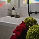 Pensión Vöröskő -elnöki Szauna és Jakuzzi Használattal Balatonalmádi