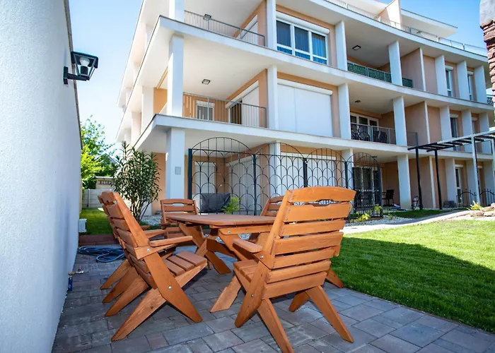 Maison d'hôtes Vöröskő -elnöki Szauna és Jakuzzi Használattal Balatonalmádi