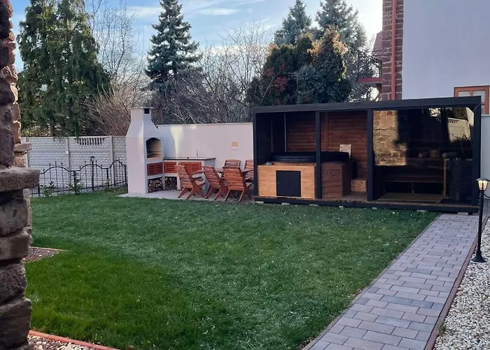 Vöröskő -elnöki Szauna és Jakuzzi Használattal Balatonalmádi